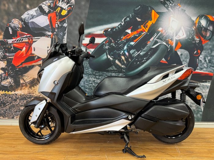 2019 Yamaha XMAX 300 (CZD300A) GREY