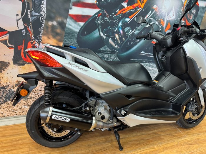 2019 Yamaha XMAX 300 (CZD300A) GREY
