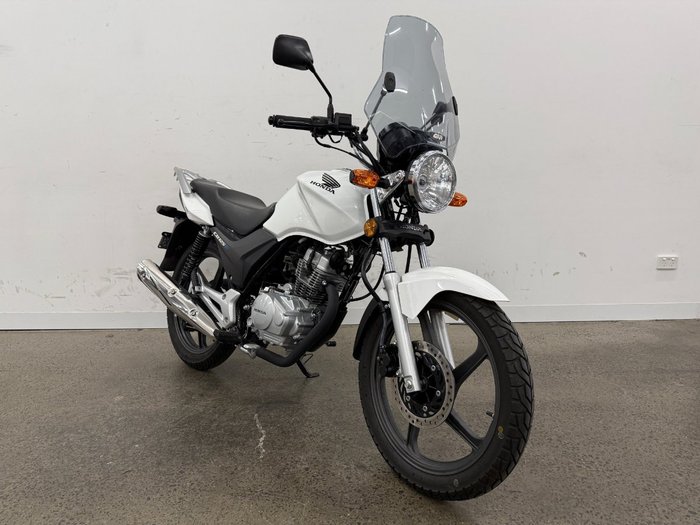 2021 Honda CB125E White
