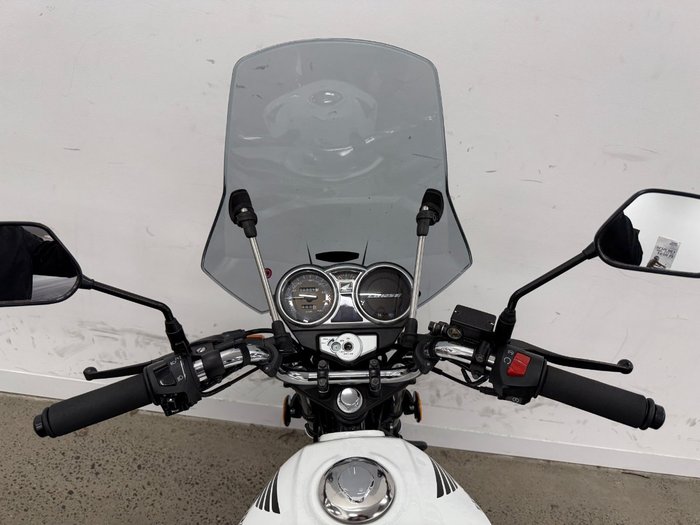 2021 Honda CB125E White