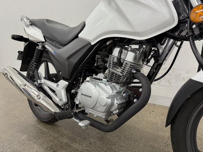 2021 Honda CB125E White