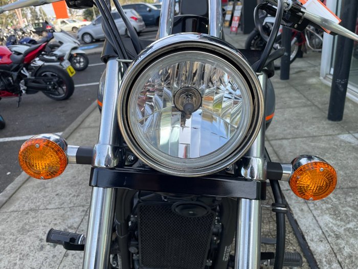 2019 Kawasaki VULCAN 900 (VN900) CUSTOM BLACK