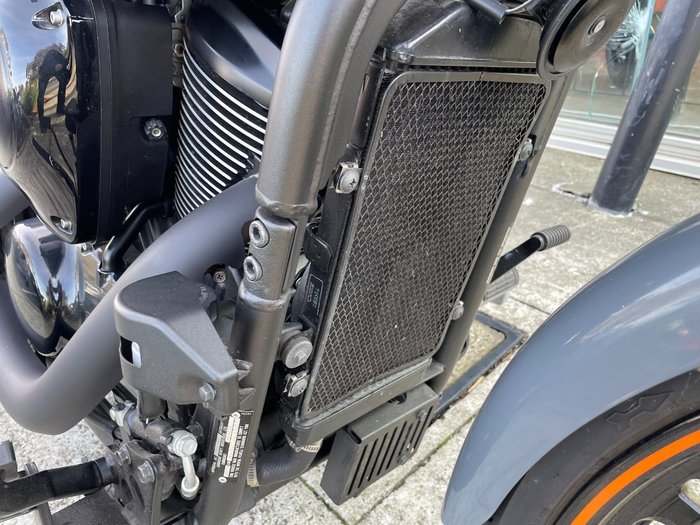2019 Kawasaki VULCAN 900 (VN900) CUSTOM BLACK