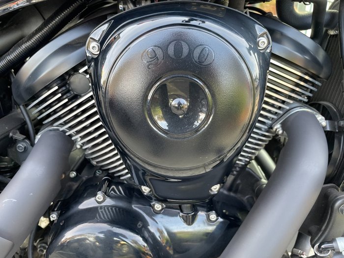 2019 Kawasaki VULCAN 900 (VN900) CUSTOM BLACK