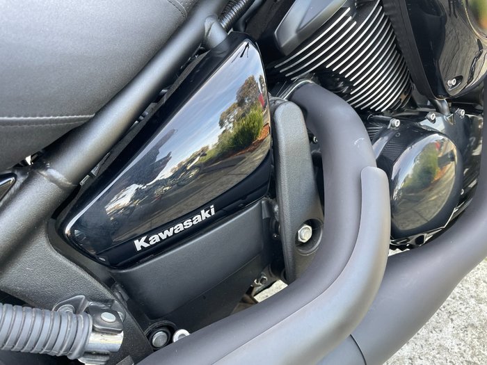 2019 Kawasaki VULCAN 900 (VN900) CUSTOM BLACK