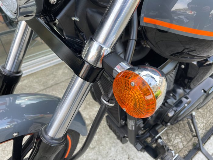2019 Kawasaki VULCAN 900 (VN900) CUSTOM BLACK