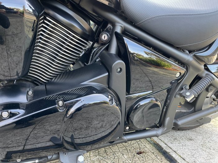 2019 Kawasaki VULCAN 900 (VN900) CUSTOM BLACK