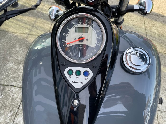 2019 Kawasaki VULCAN 900 (VN900) CUSTOM BLACK
