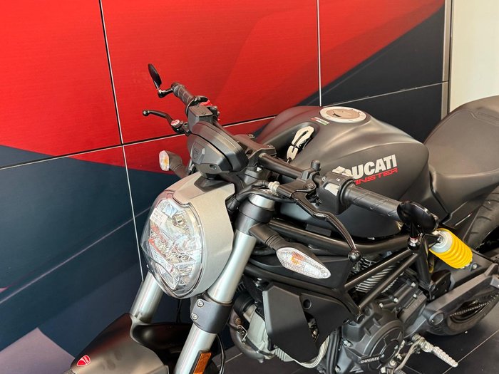 2017 Ducati Monster 659 ABS Monster Black