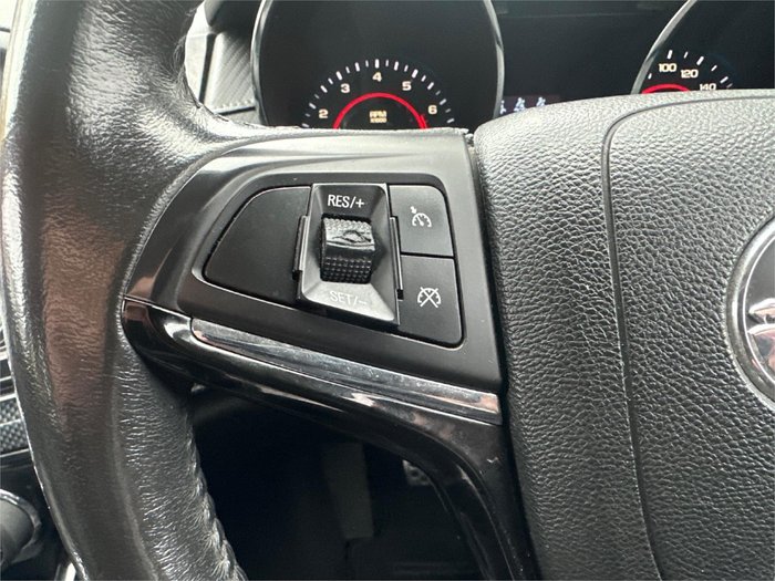 2016 HOLDEN COMMODORE SV6