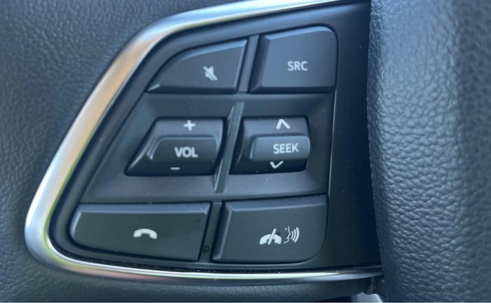 2023 Mahindra Scorpio Z8