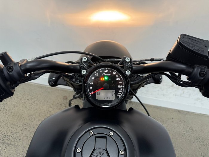 2022 Indian 2022 Indian 1133CC SCOUT BOBBER CRUISER THUNDER BLACK AZURE CRYSTAL