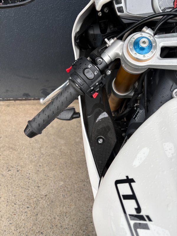 2012 Triumph DAYTONA R WHITE