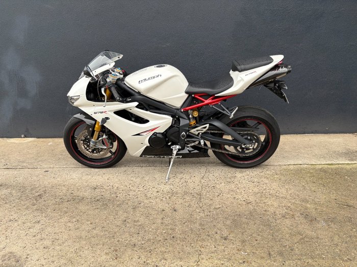 2012 Triumph DAYTONA R WHITE