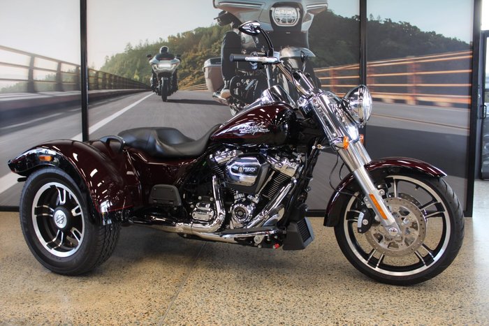 2022 Harley-davidson FLRT FREEWHEELER RED