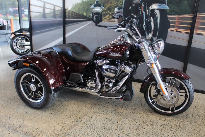 2022 Harley-davidson FLRT FREEWHEELER RED