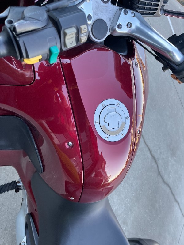 2000 BMW Motorrad R1100RT (ABS) Red