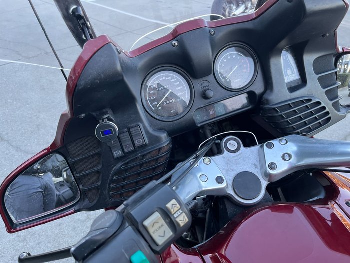 2000 BMW Motorrad R1100RT (ABS) Red