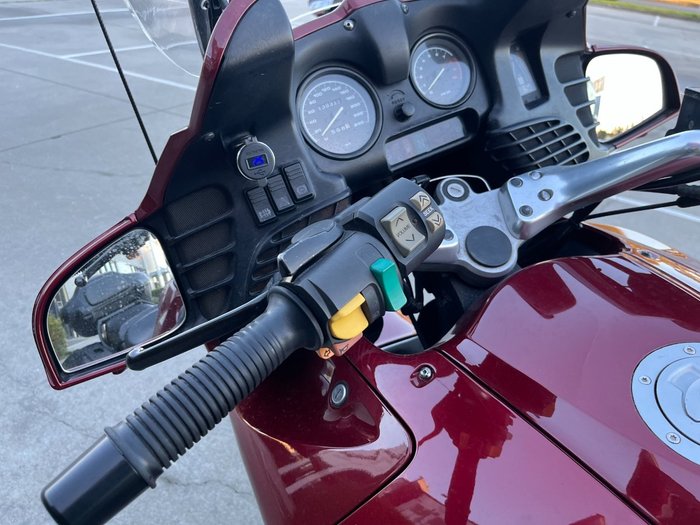 2000 BMW Motorrad R1100RT (ABS) Red