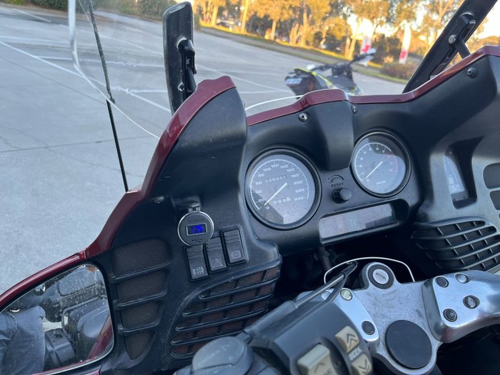 2000 BMW Motorrad R1100RT (ABS) Red