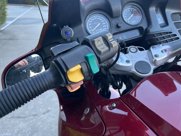 2000 BMW Motorrad R1100RT (ABS) Red