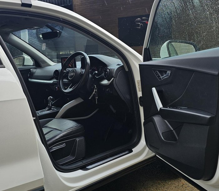 2018 Audi Q2 design GA MY18 Glacier White