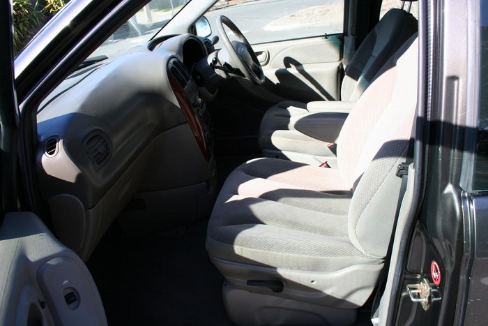 2005 Chrysler Grand Voyager LX 4th Gen MY05 Mineral Grey