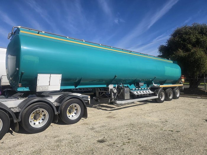 2015 Tieman 25M Bdouble Fuel Tanker Combination Green