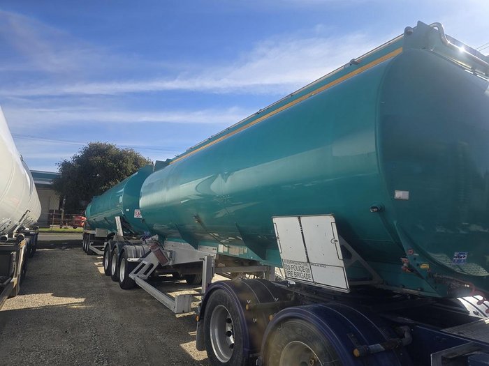2015 Tieman 25M Bdouble Fuel Tanker Combination Green