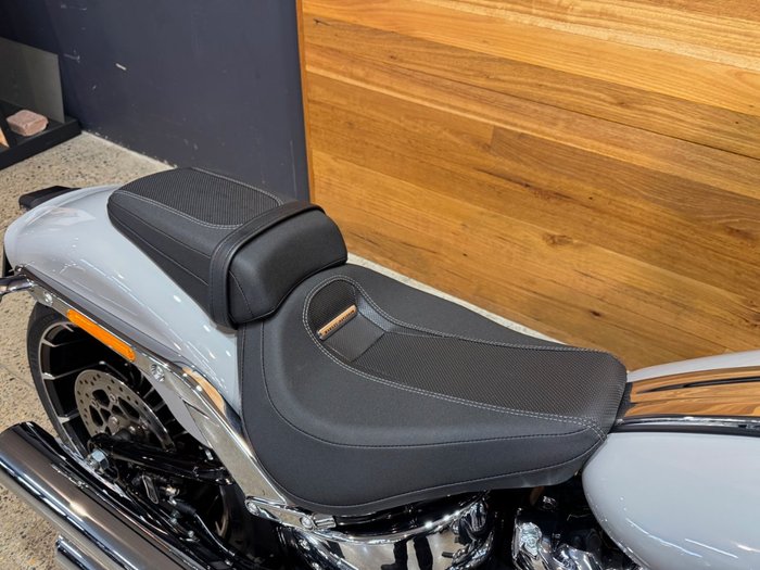 2025 Harley-davidson FXBR BREAKOUT (117) Billiard Gray