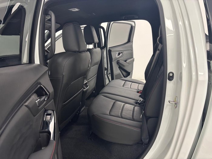 2024 Isuzu D-MAX X-TERRAIN MY24 4X4 Dual Range Mineral White