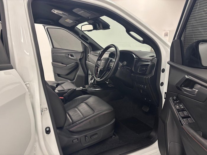 2024 Isuzu D-MAX X-TERRAIN MY24 4X4 Dual Range Mineral White