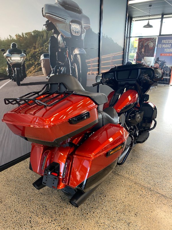 2025 Harley-davidson FLHXU STREET GLIDE ULTRA (117) WHISKEY FIRE