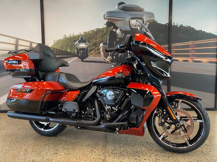 2025 Harley-davidson FLHXU STREET GLIDE ULTRA (117) WHISKEY FIRE