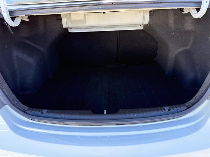 2013 Hyundai Accent Elite RB2 Crystal White