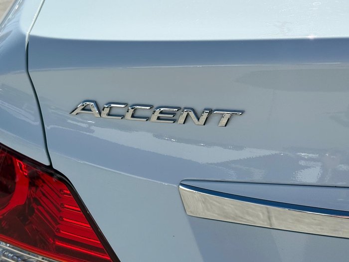 2013 Hyundai Accent Elite RB2 Crystal White