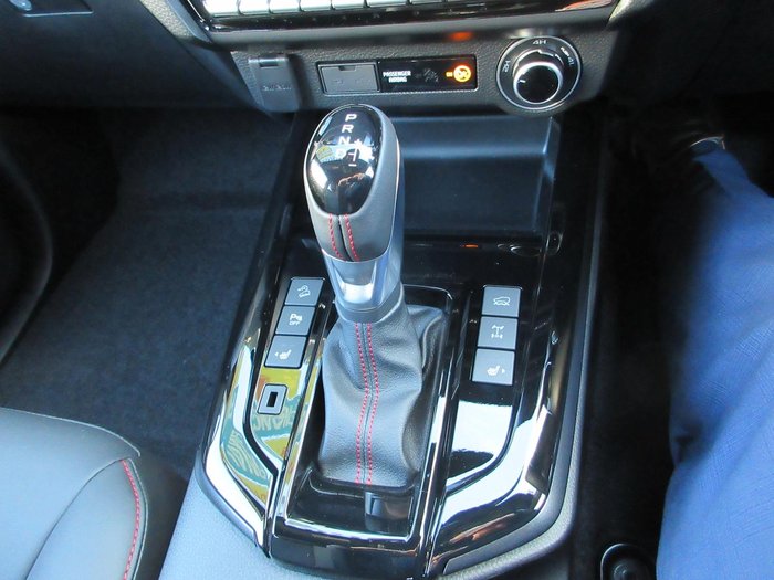 2025 Isuzu D-MAX X-TERRAIN