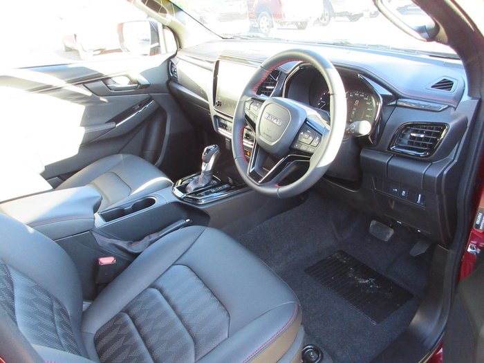 2025 Isuzu D-MAX X-TERRAIN