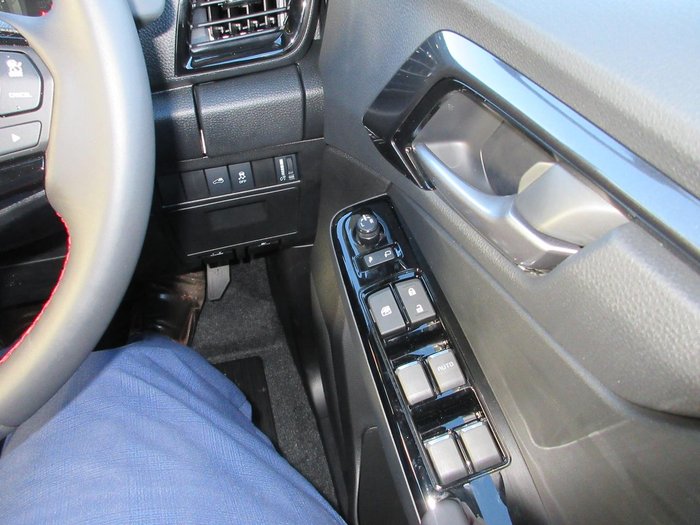 2025 Isuzu D-MAX X-TERRAIN