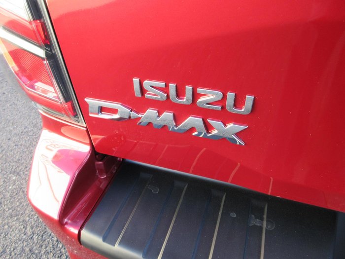 2025 Isuzu D-MAX X-TERRAIN