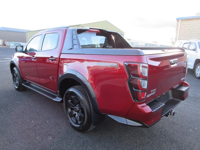 2025 Isuzu D-MAX X-TERRAIN