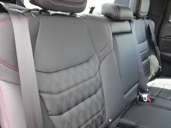 2025 Isuzu D-MAX X-TERRAIN