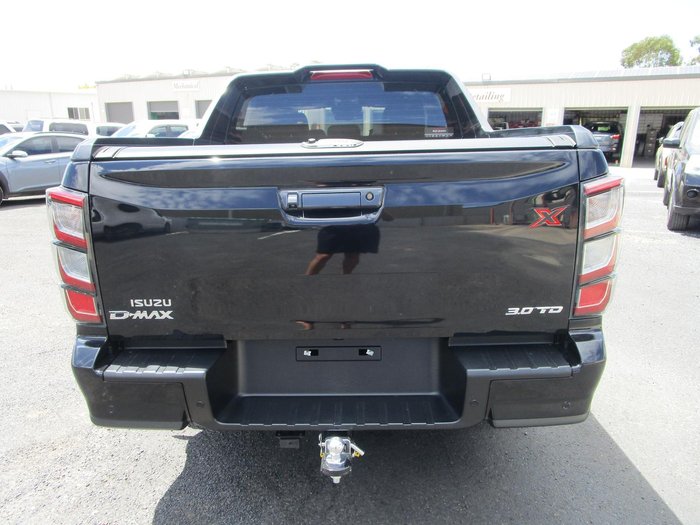 2025 Isuzu D-MAX X-TERRAIN