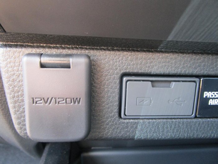 2025 Isuzu D-MAX X-TERRAIN