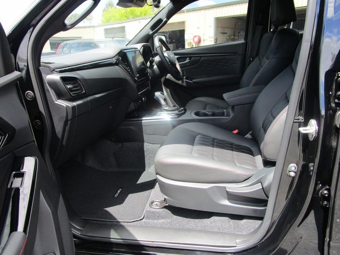 2025 Isuzu D-MAX X-TERRAIN