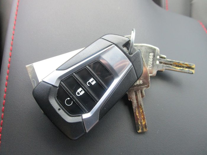 2025 Isuzu D-MAX X-TERRAIN