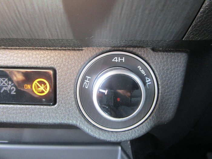 2025 Isuzu D-MAX X-TERRAIN