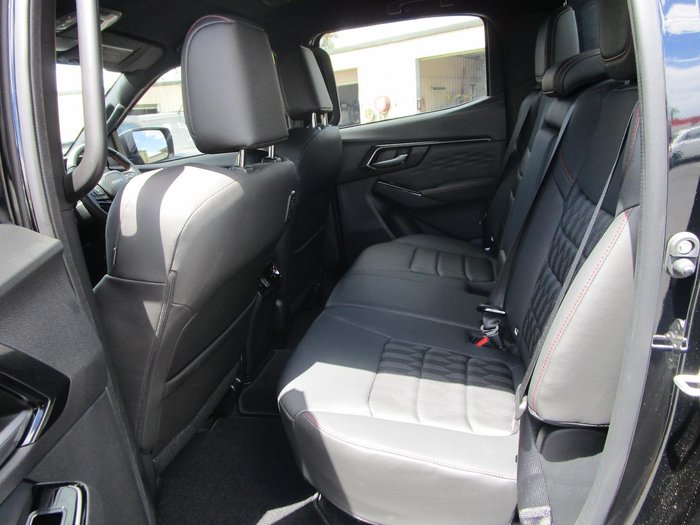 2025 Isuzu D-MAX X-TERRAIN