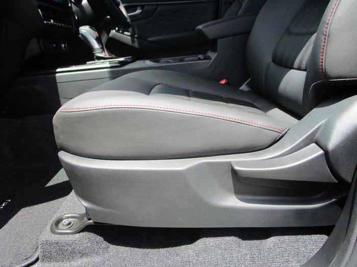 2025 Isuzu D-MAX X-TERRAIN