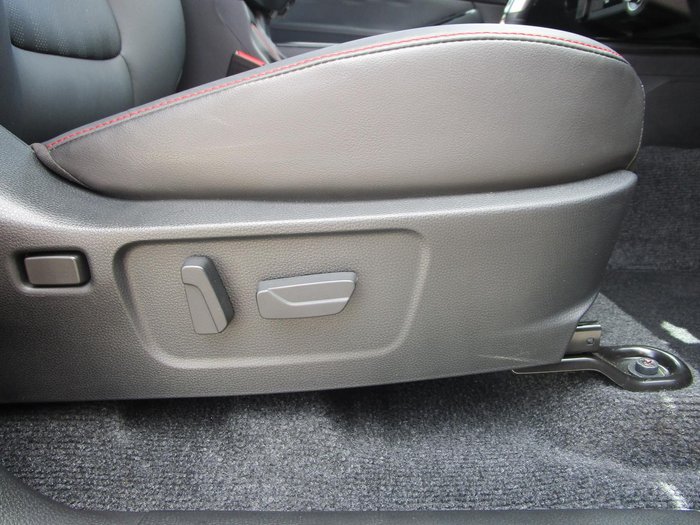 2025 Isuzu D-MAX X-TERRAIN